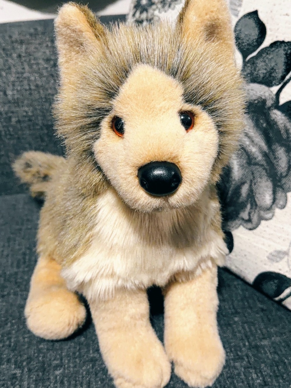 Tyson wolf Douglas plush retired
